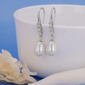Silver Drops of Pearl Earrings