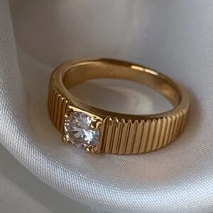 Men's Classic Gold Band Ring