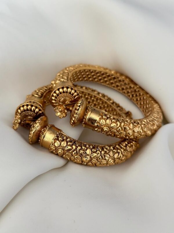 Exquisite Antique Gold Bangles – Set of 2